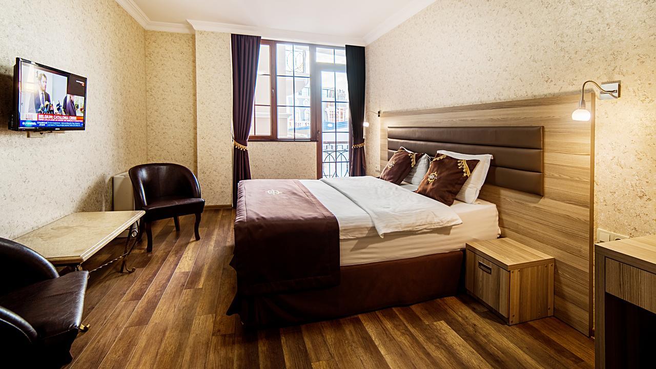 The Admiral Hotel Batumi Room photo